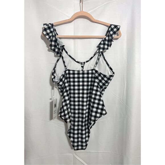 CupsheāNWTāadorableāoneāpiece - Picture 8 of 9